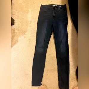 Old Navy High Rise Rockstar skinny jeans